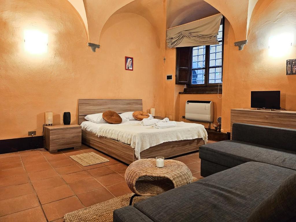 GuestHost - casa Giovanna - Piazza San Michele Central Studio! – Lucca